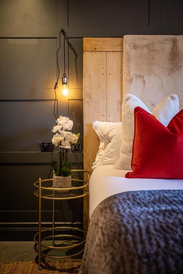 The Walled Garden At Cheshire Boutique Bathhouse Nantwich Bagian luar foto